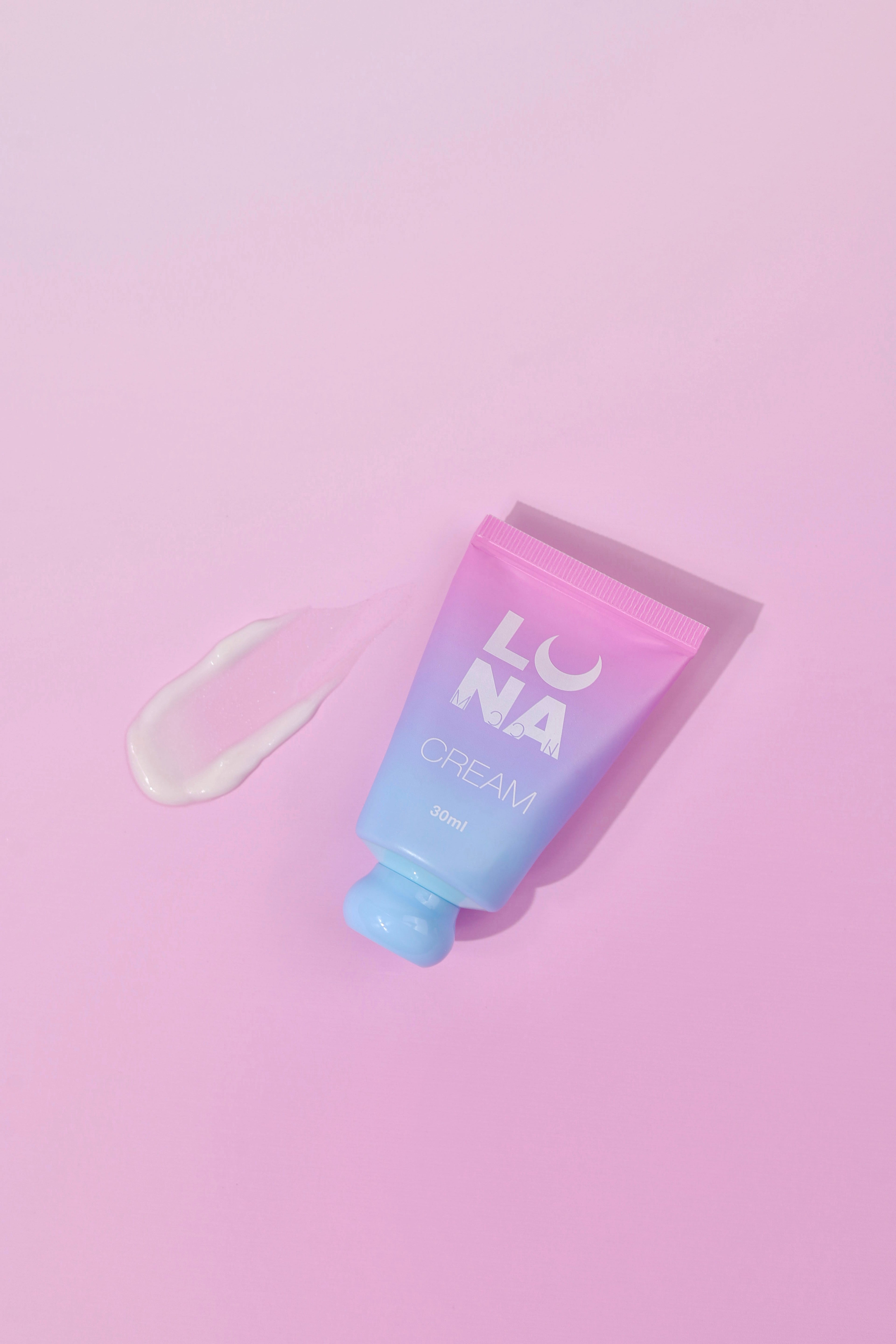 LUNAmoon – Strawberry Dessert - käsivoide 30ml